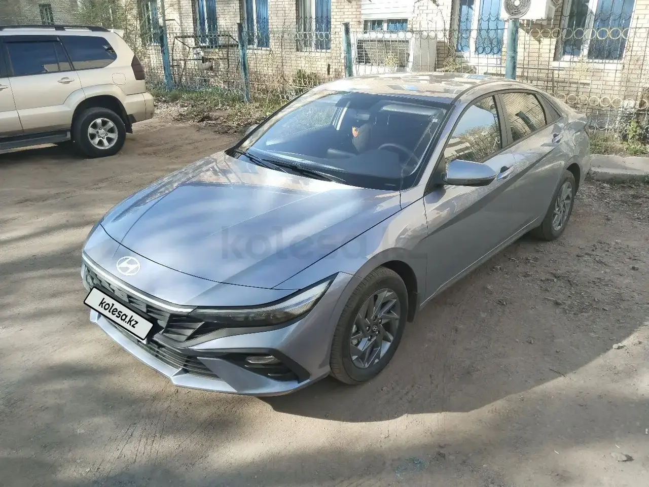 Hyundai Elantra 2025 — фото 1 из 2