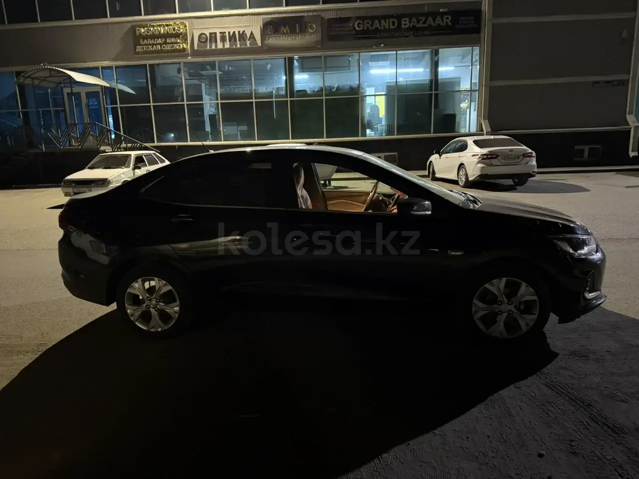 Chevrolet Onix 2025 — фото 1 из 5