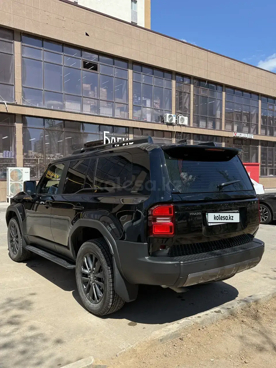 Toyota Land Cruiser Prado 2025 — фото 1 из 5