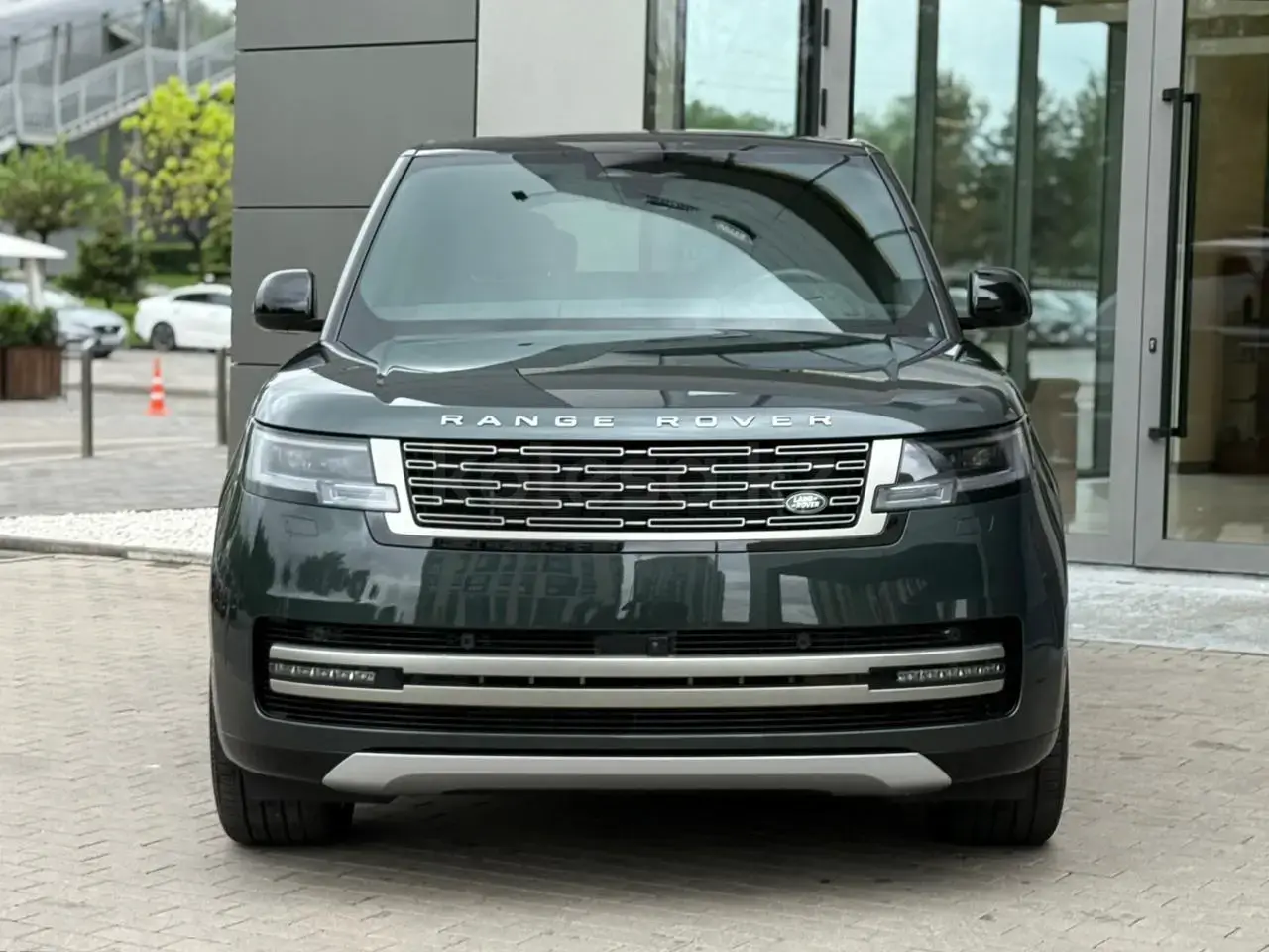 Land Rover Range Rover 2026 — фото 1 из 5