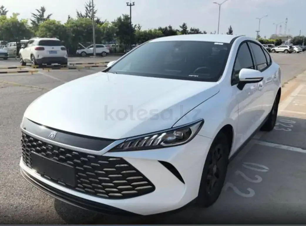 BYD Qin Plus 2025 — фото 1 из 4