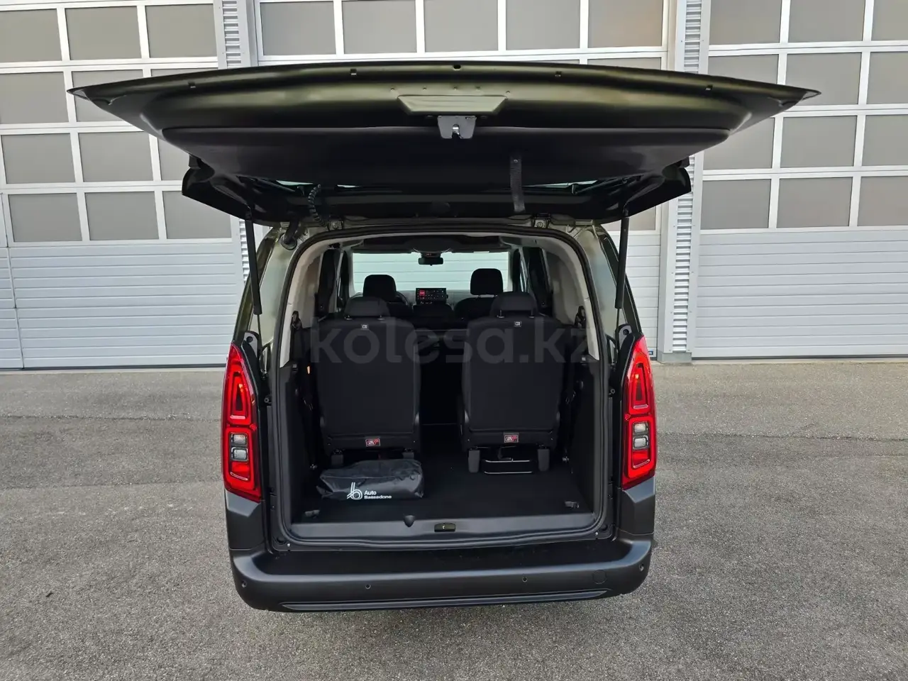 Citroen Berlingo 2025 — фото 1 из 5