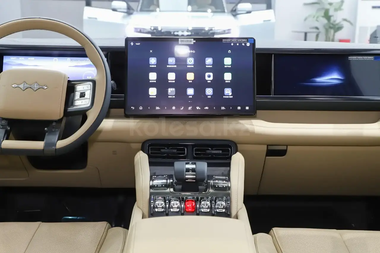 BYD FangChengBao Leopard 5 2025 — фото 1 из 5
