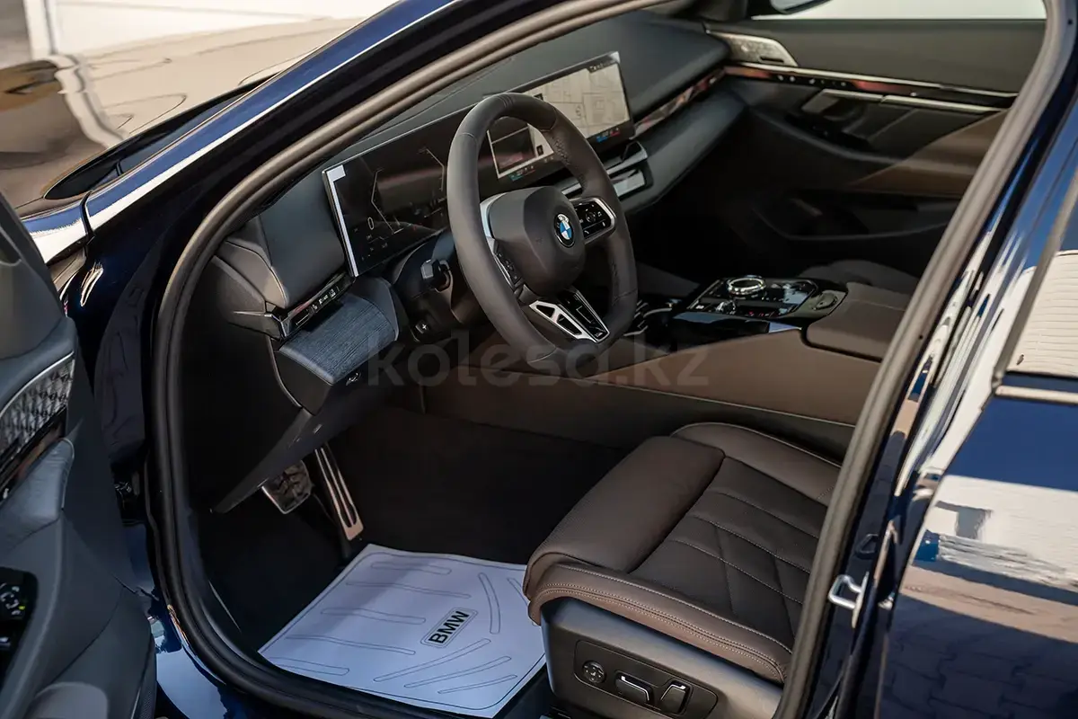 BMW 530 2026 — фото 1 из 5