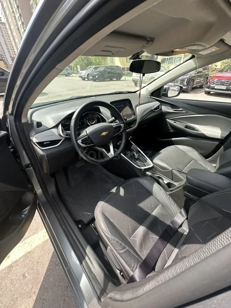 Chevrolet Onix 2025 — фото 1 из 4