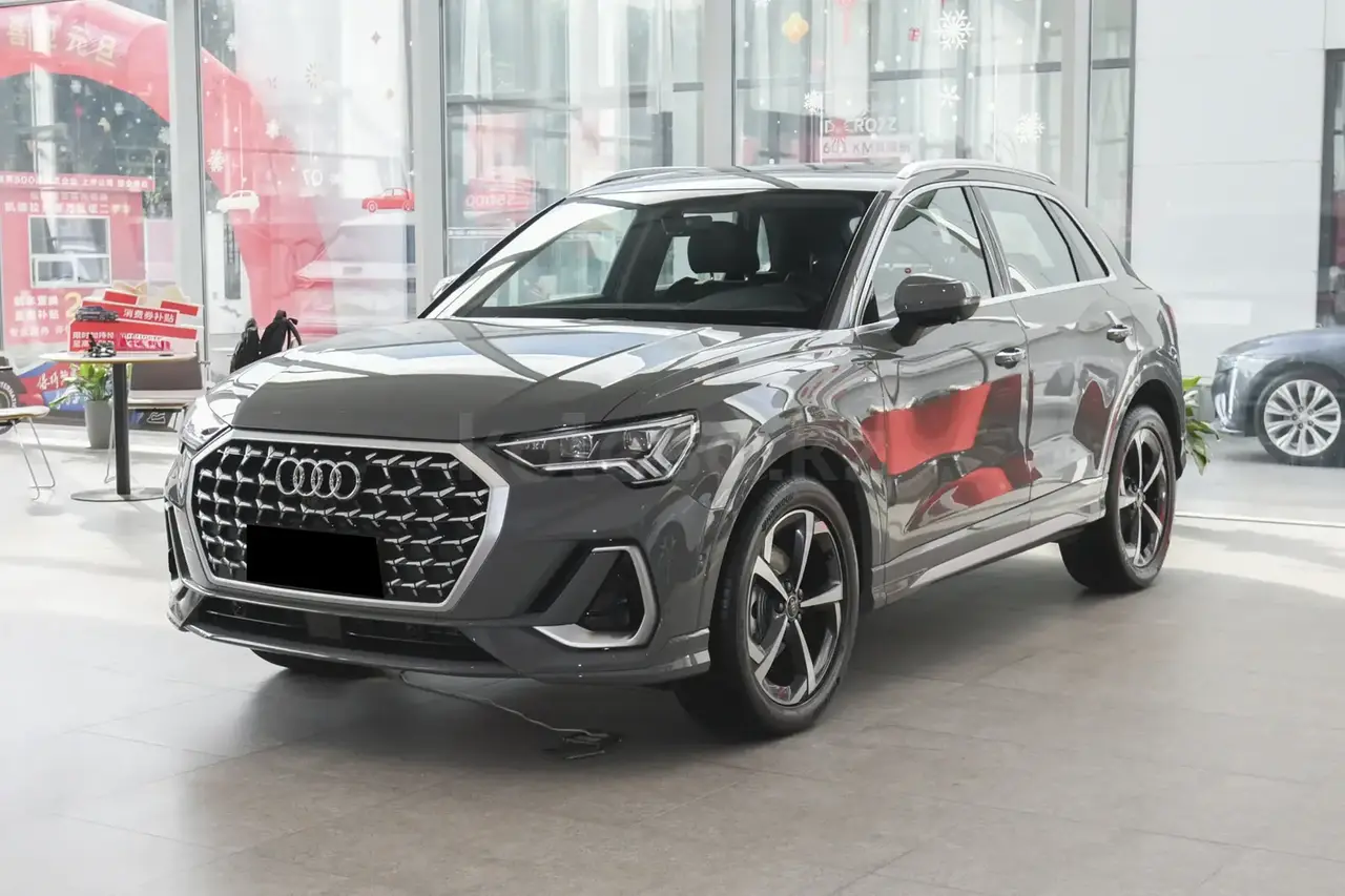Audi Q3 2025 — фото 1 из 5