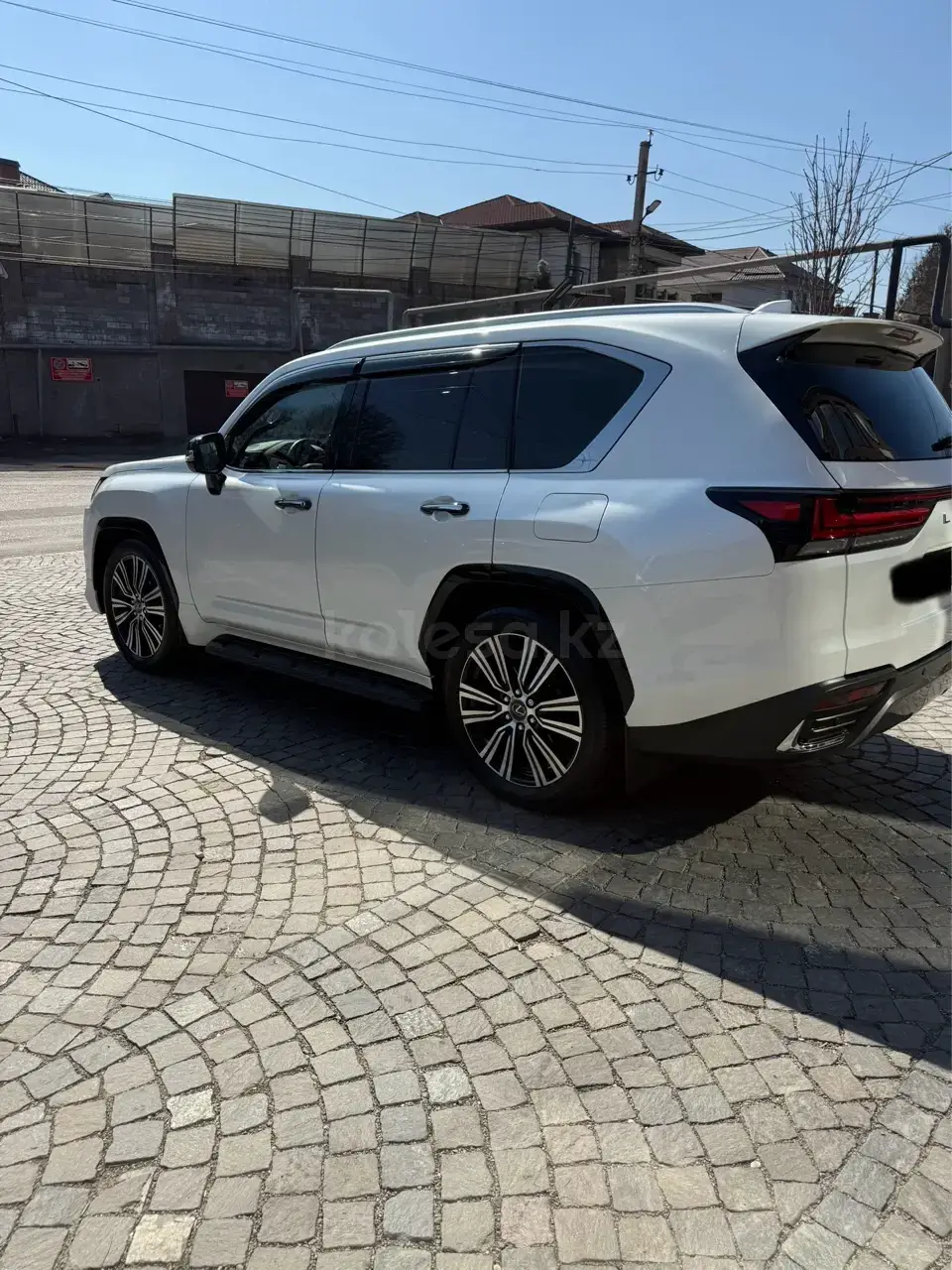 Lexus LX 600 2025 — фото 1 из 5