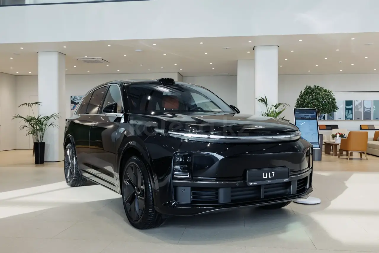 Li Auto L7 2026 — фото 1 из 5