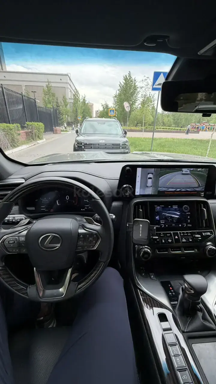 Lexus LX 600 2025 — фото 1 из 5