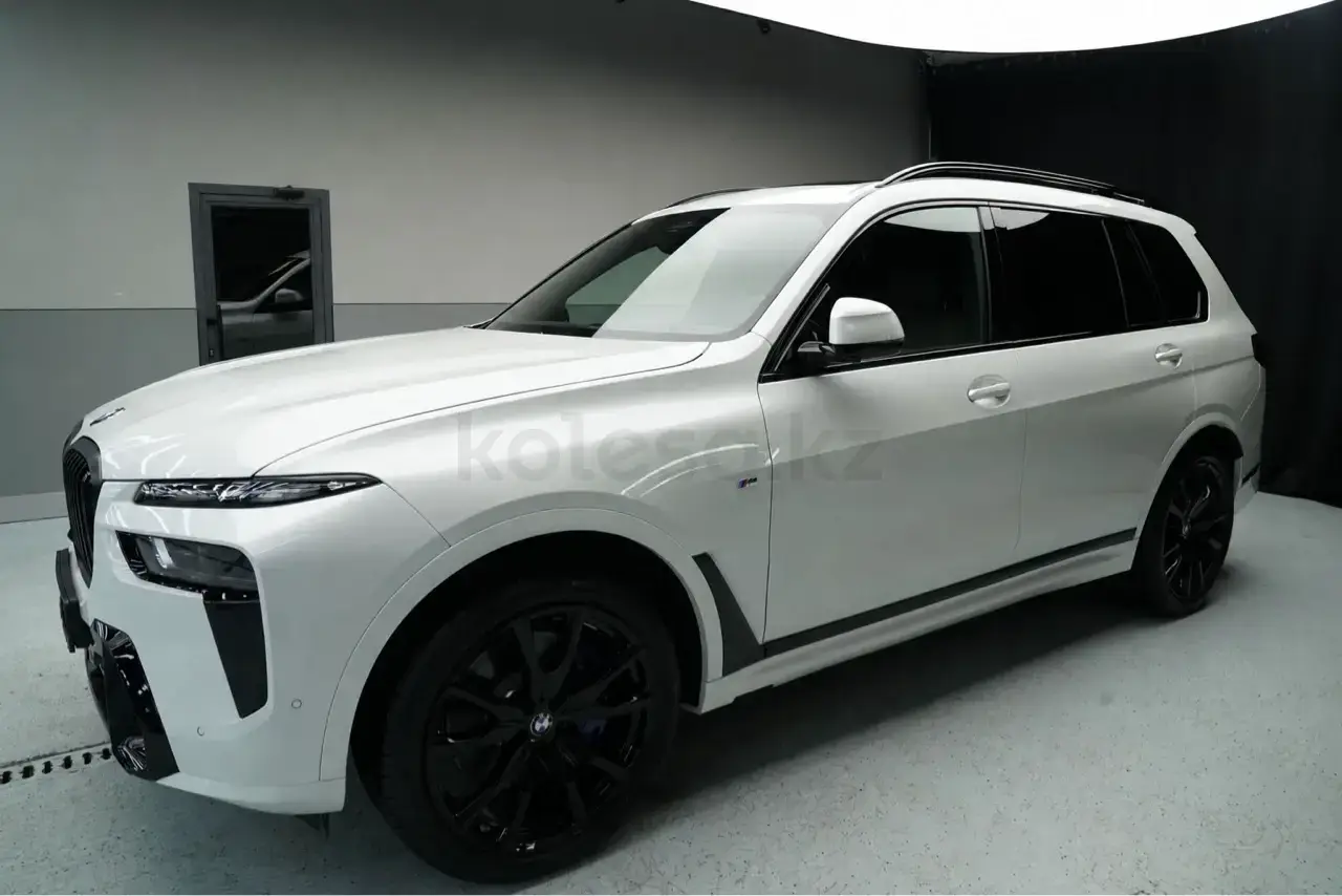 BMW X7 2025 — фото 1 из 5