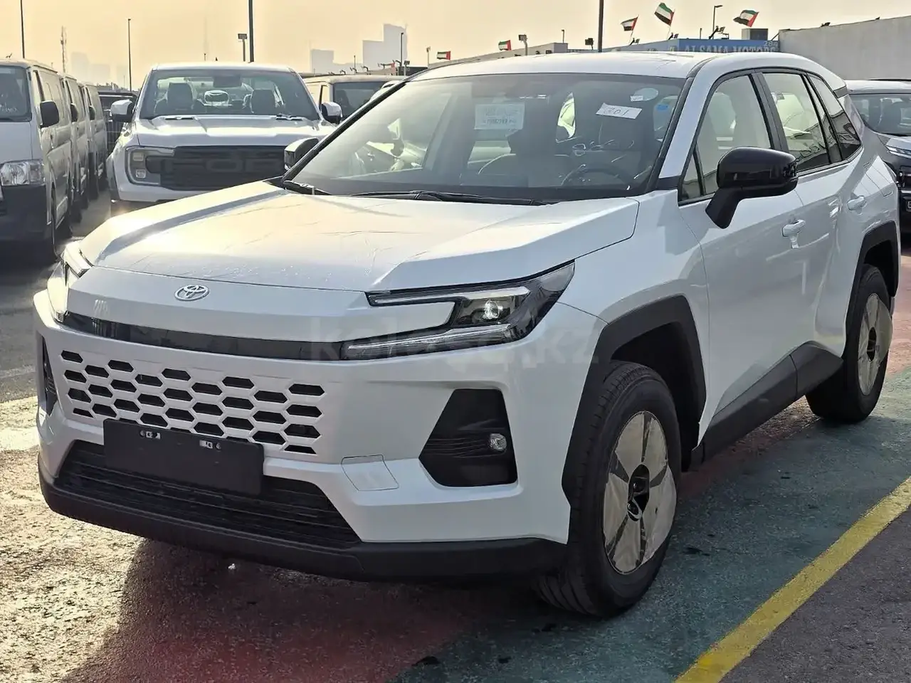 Toyota RAV 4 2026 — фото 1 из 5
