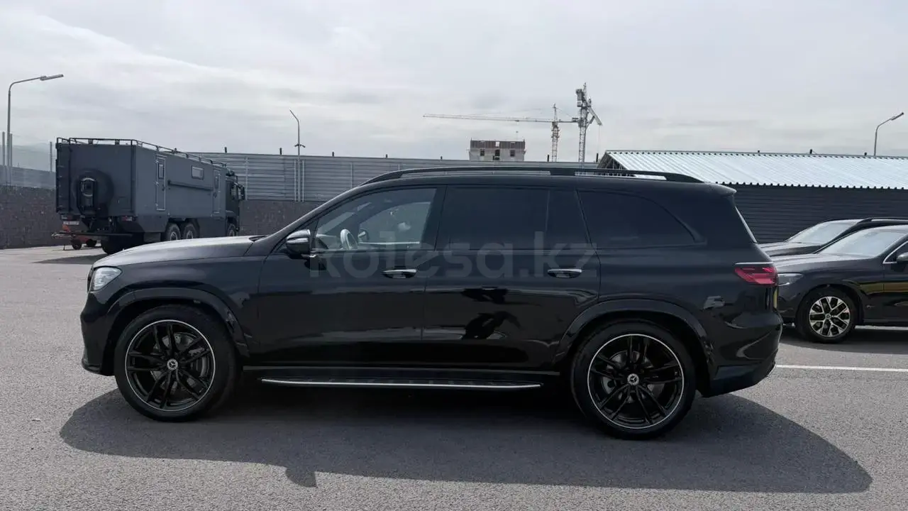 Mercedes-Benz GLS 450 2026 — фото 1 из 5