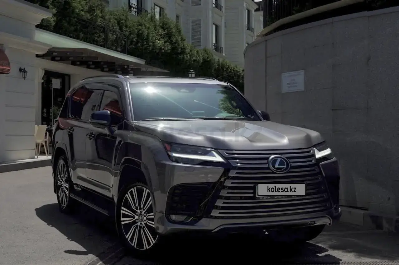 Lexus LX 600 2025 — фото 1 из 5
