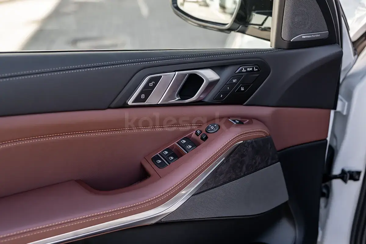 BMW X7 2025 — фото 1 из 5