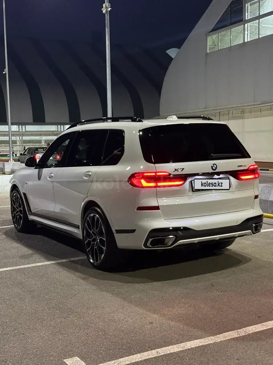 BMW X7 2025 — фото 1 из 5