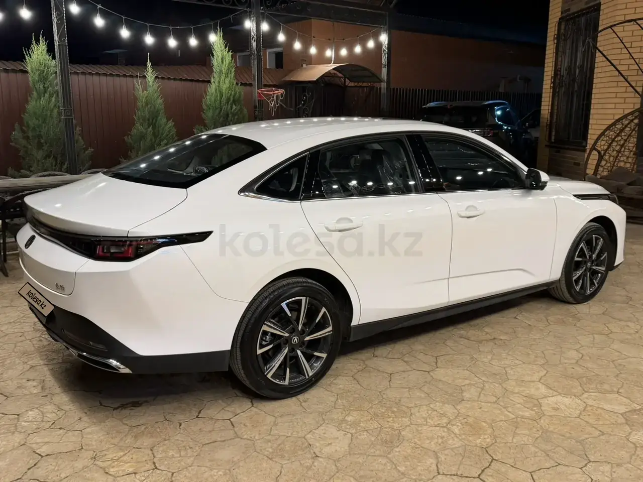 Changan Eado 2025 — фото 1 из 5