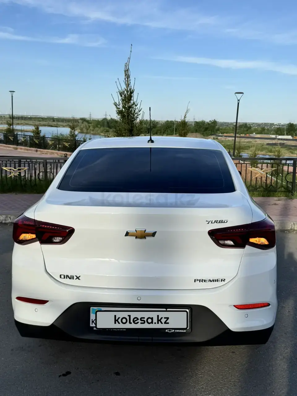 Chevrolet Onix 2025 — фото 1 из 5