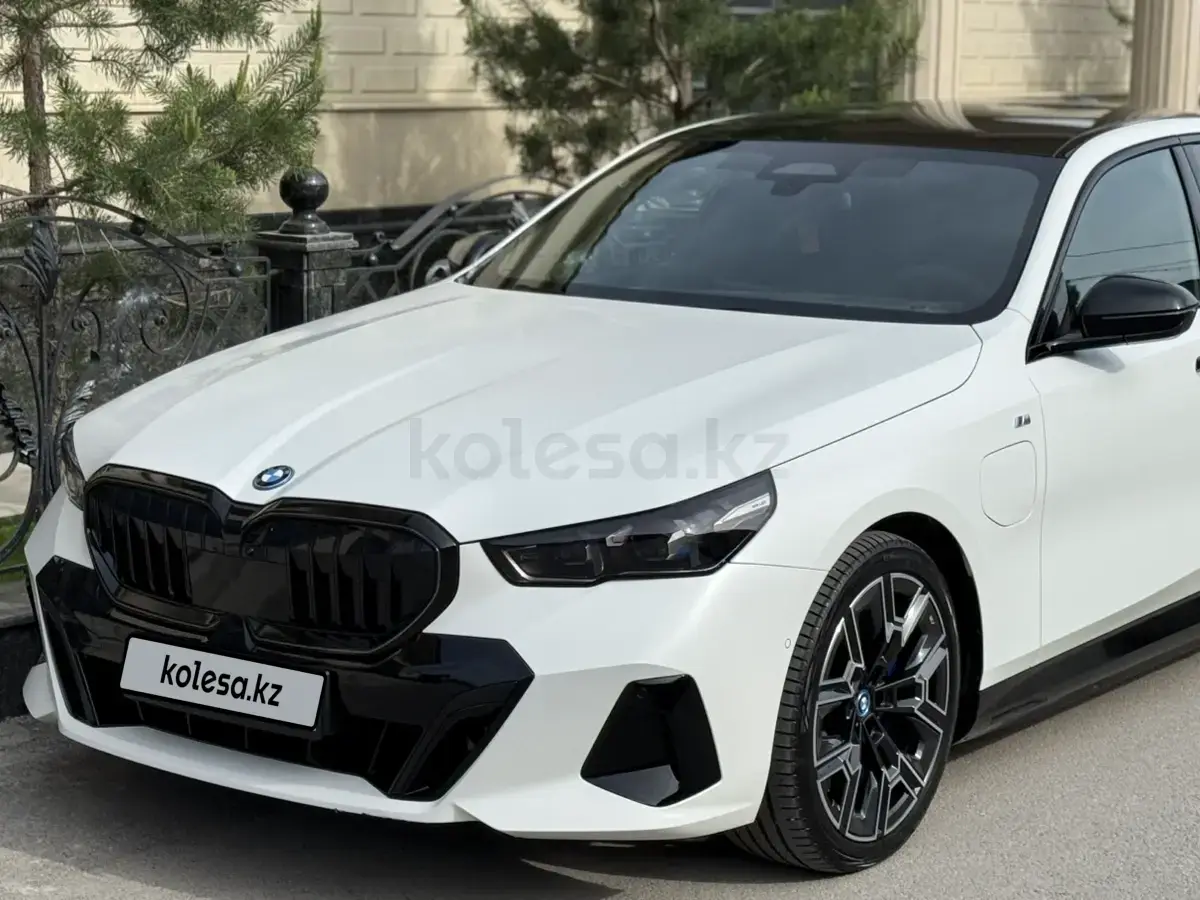 BMW 530 2025 — фото 1 из 5