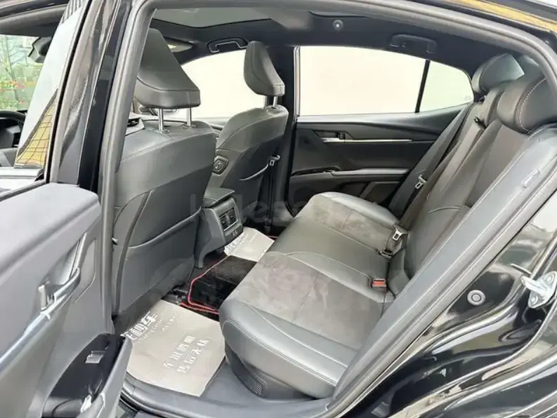 Toyota Camry 2026 — фото 1 из 5