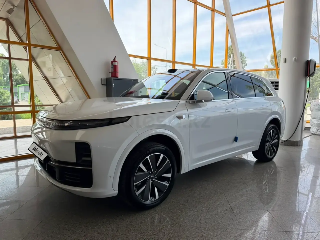 Li Auto L7 2025 — фото 1 из 5
