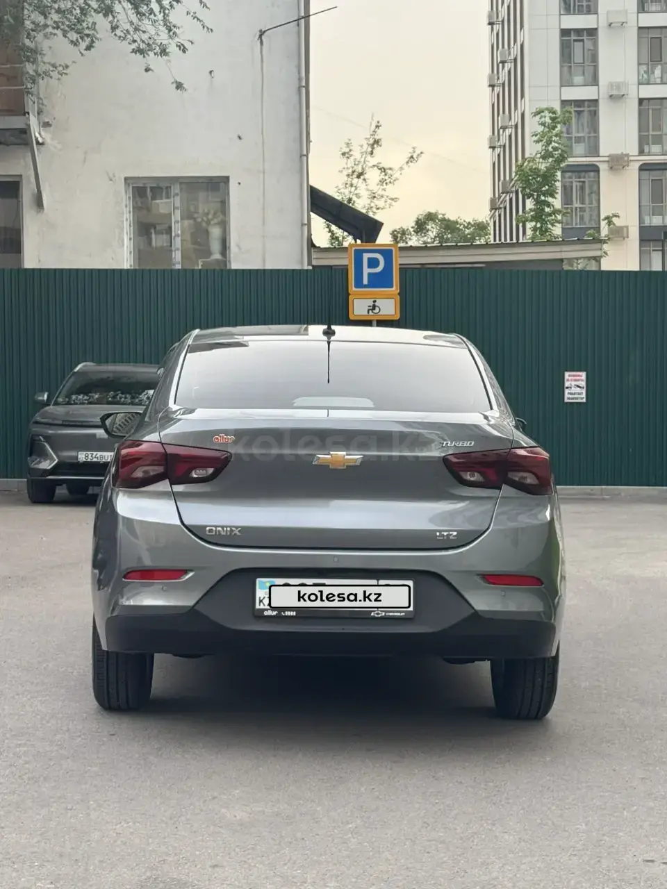 Chevrolet Onix 2025 — фото 1 из 5