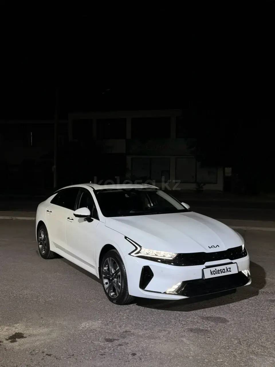 Kia K5 2025 — фото 1 из 5