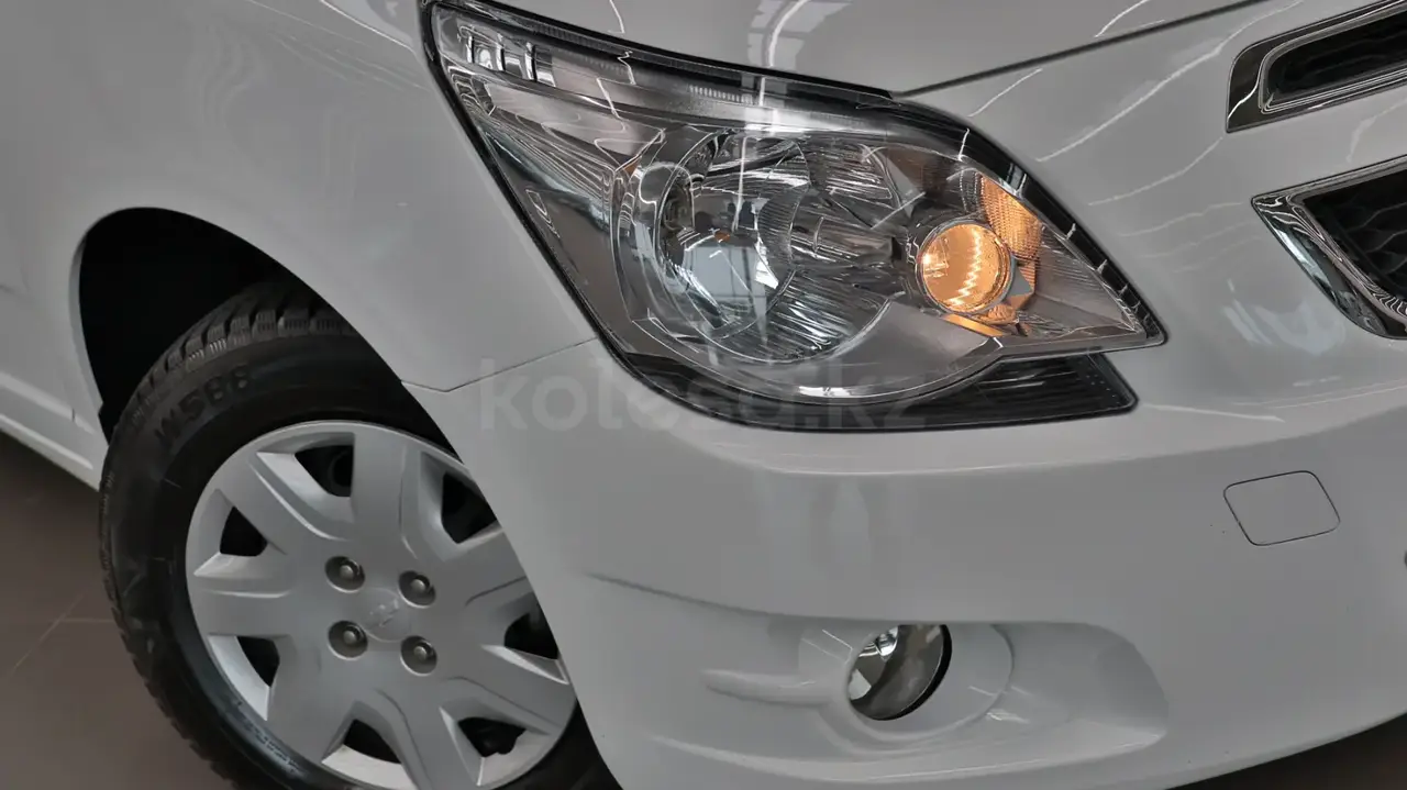 Chevrolet Cobalt 2025 — фото 1 из 5