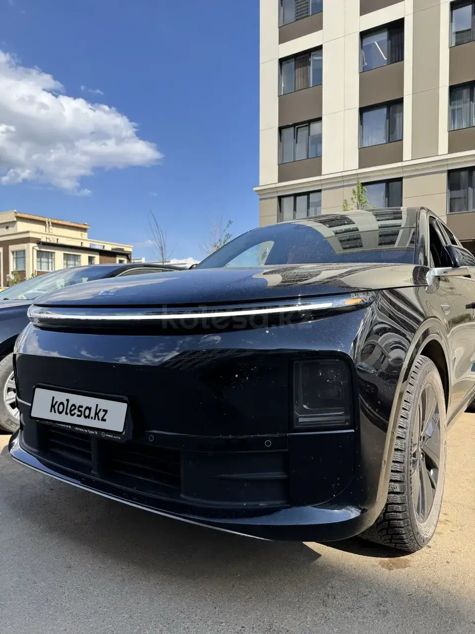 Li Auto L6 2025 — фото 1 из 5