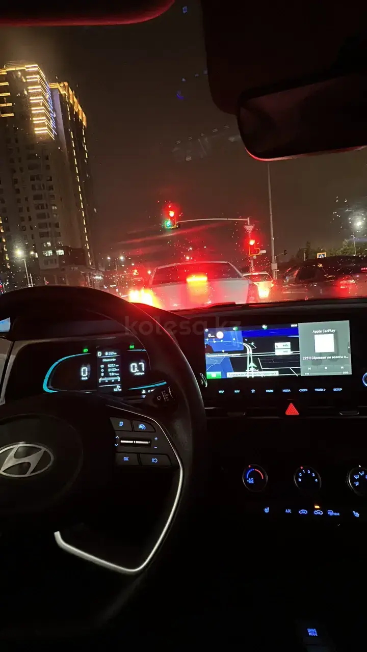 Hyundai Elantra 2025 — фото 1 из 3