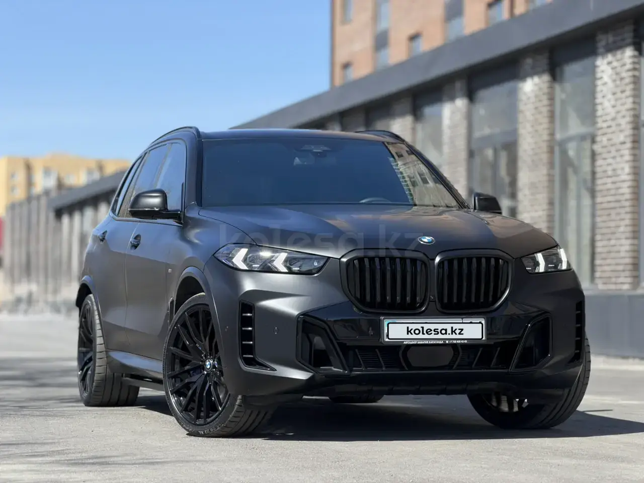 BMW X5 2025 — фото 1 из 5