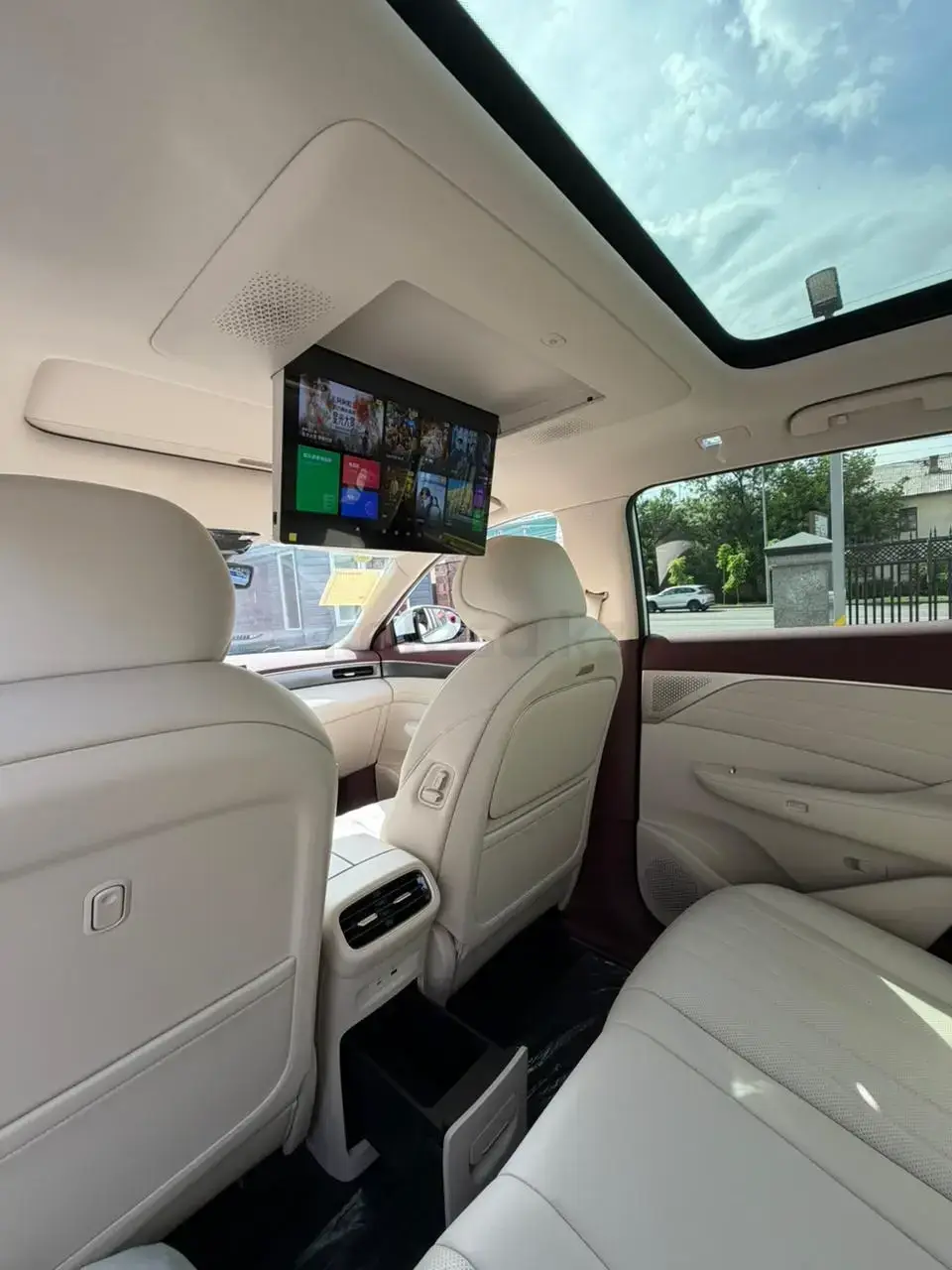 Dongfeng Aeolus L8 2025 — фото 1 из 5