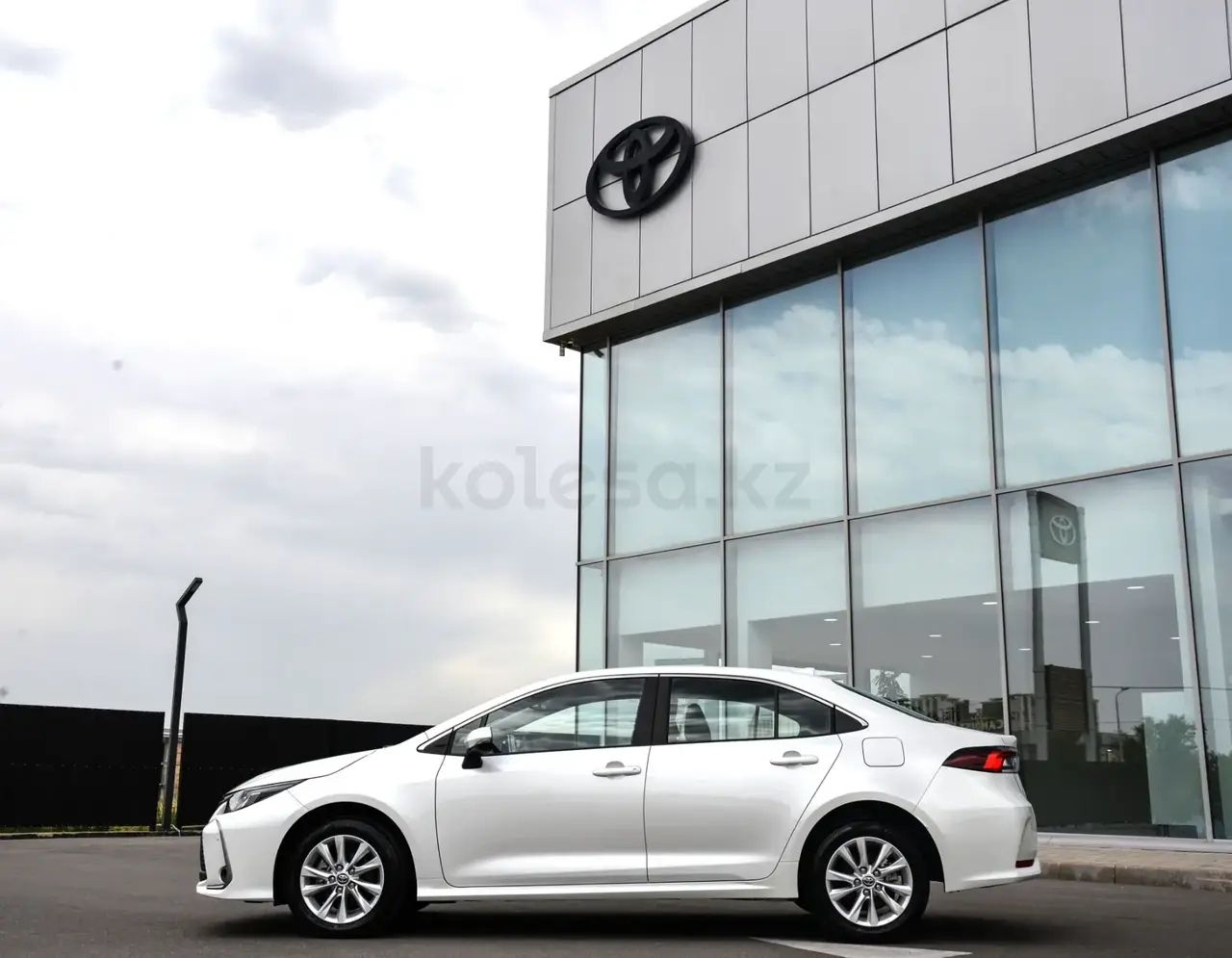 Toyota Corolla 2025 — фото 1 из 5