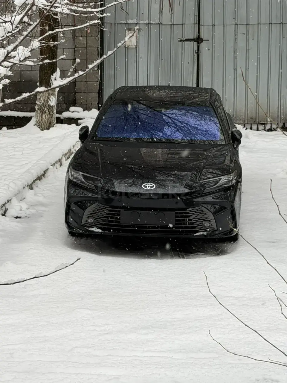 Toyota Camry 2025 — фото 1 из 3