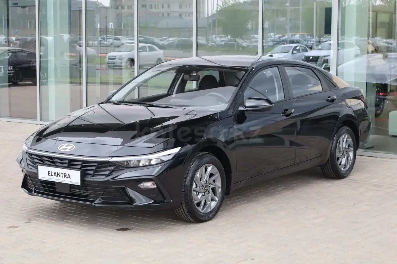 Hyundai Elantra 2026 — фото 1 из 5