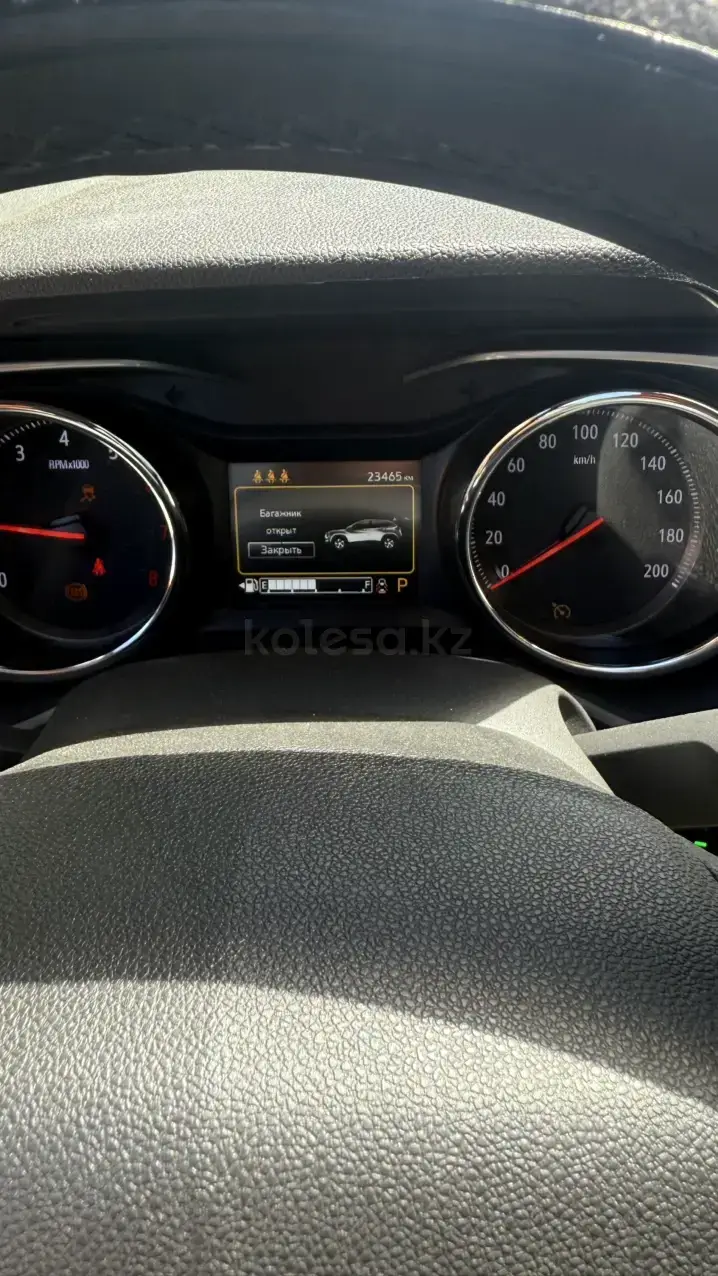 Chevrolet Tracker 2025 — фото 1 из 5