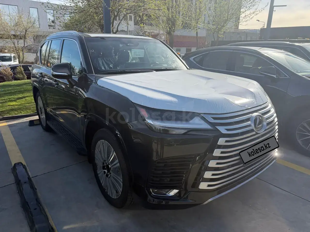 Lexus LX 600 2026 — фото 1 из 1