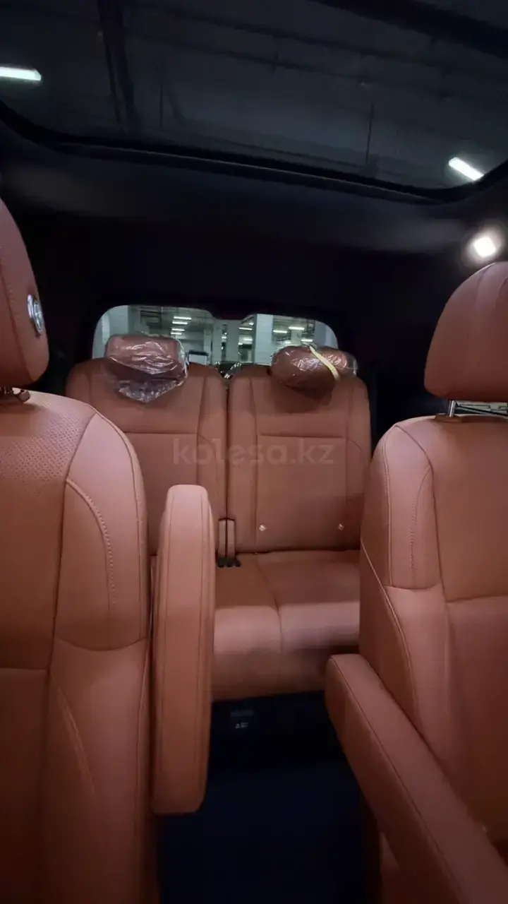 Li Auto L9 2025 — фото 1 из 5