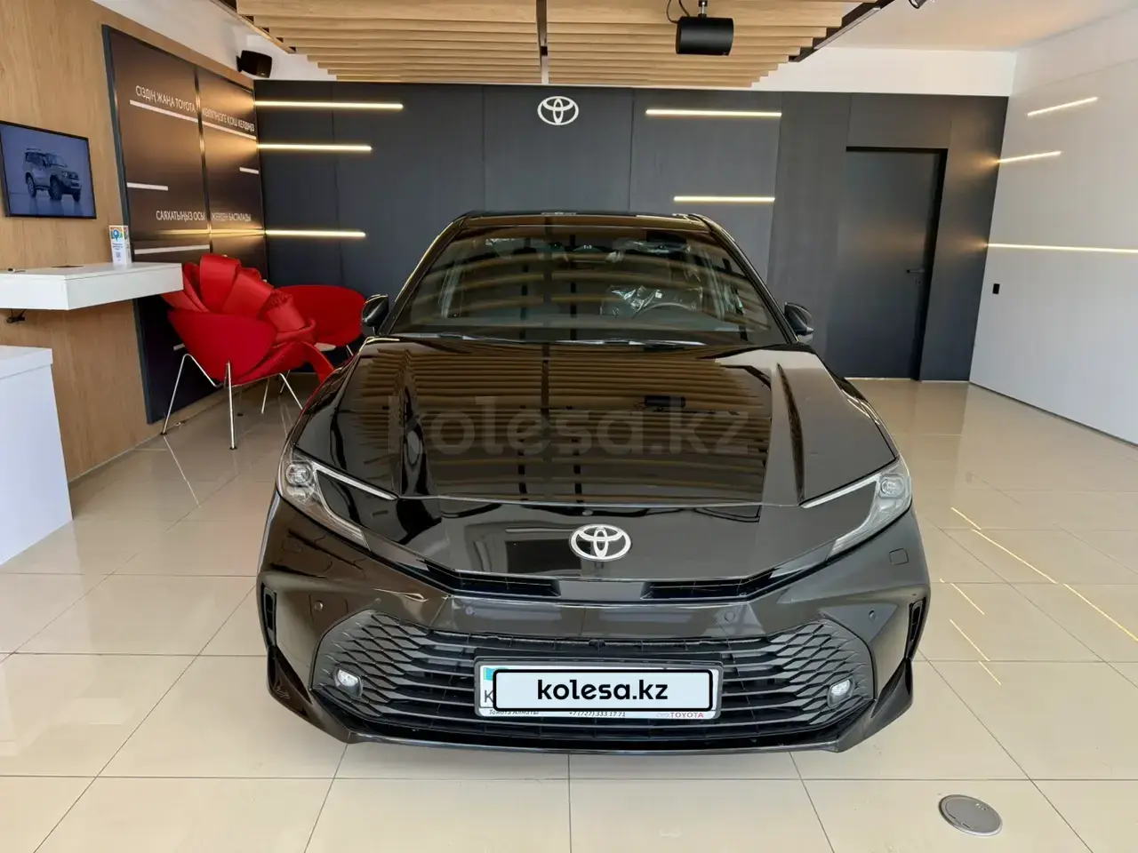 Toyota Camry 2026 — фото 1 из 5