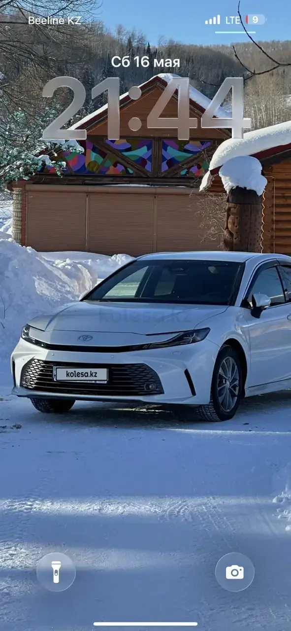 Toyota Camry 2025 — фото 1 из 2