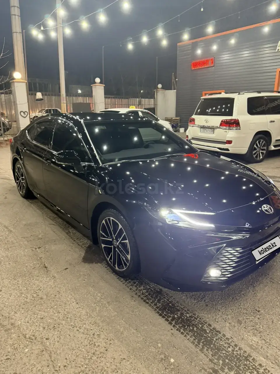 Toyota Camry 2025 — фото 1 из 5