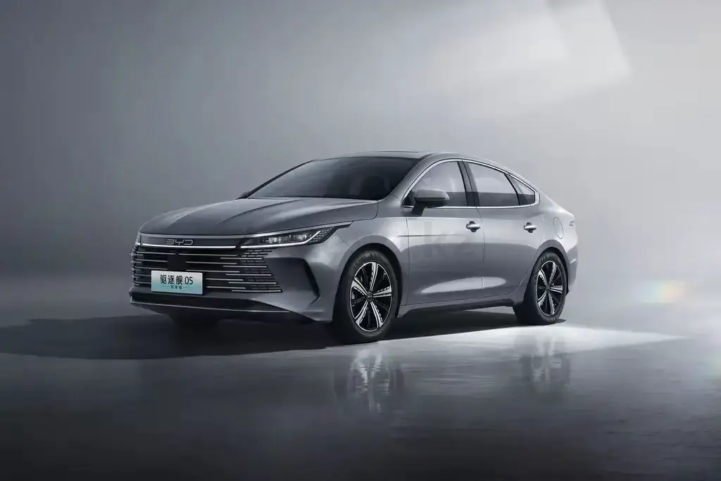 BYD Destroyer 05 2025 — фото 1 из 5