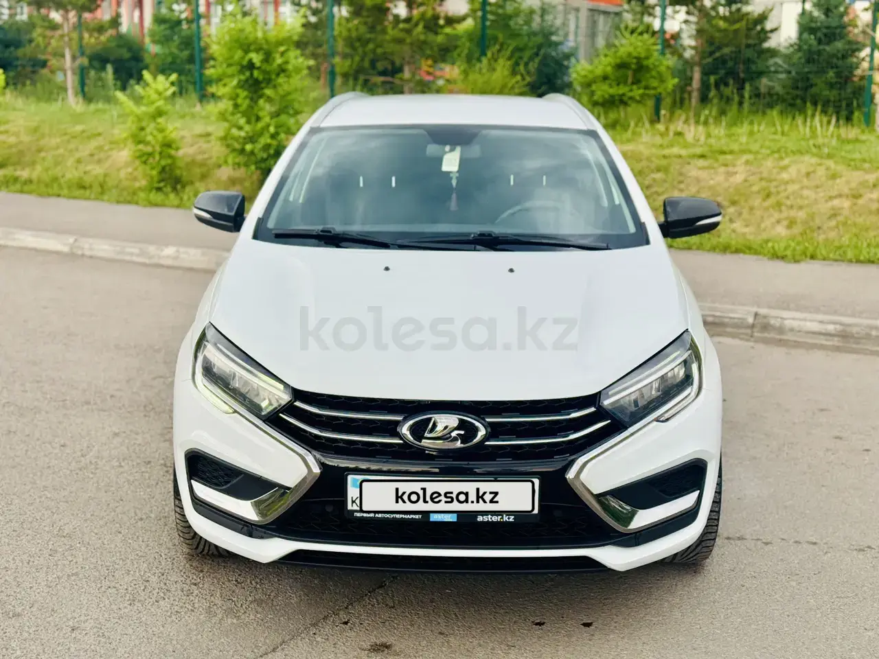LADA Vesta SW Cross 2025 — фото 1 из 5