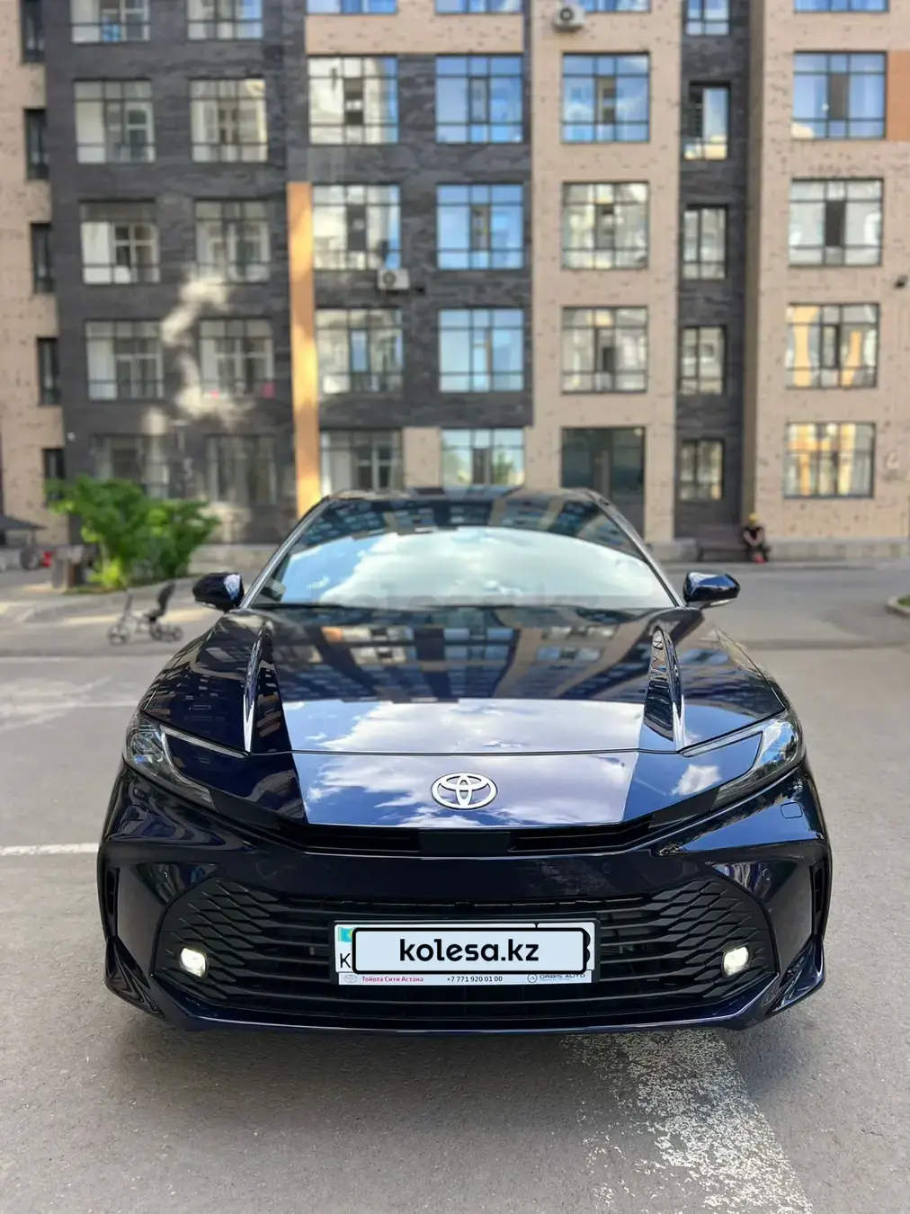 Toyota Camry 2026 — фото 1 из 5