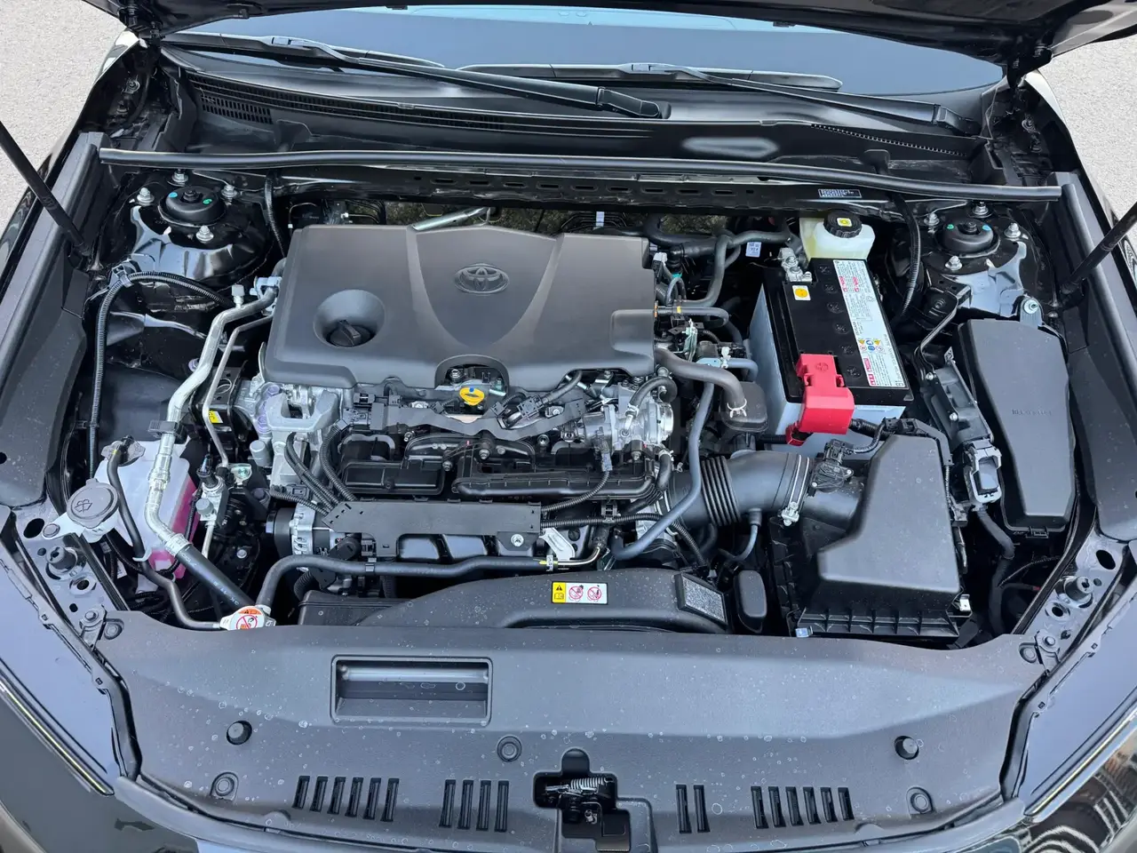 Toyota Camry 2026 — фото 1 из 5