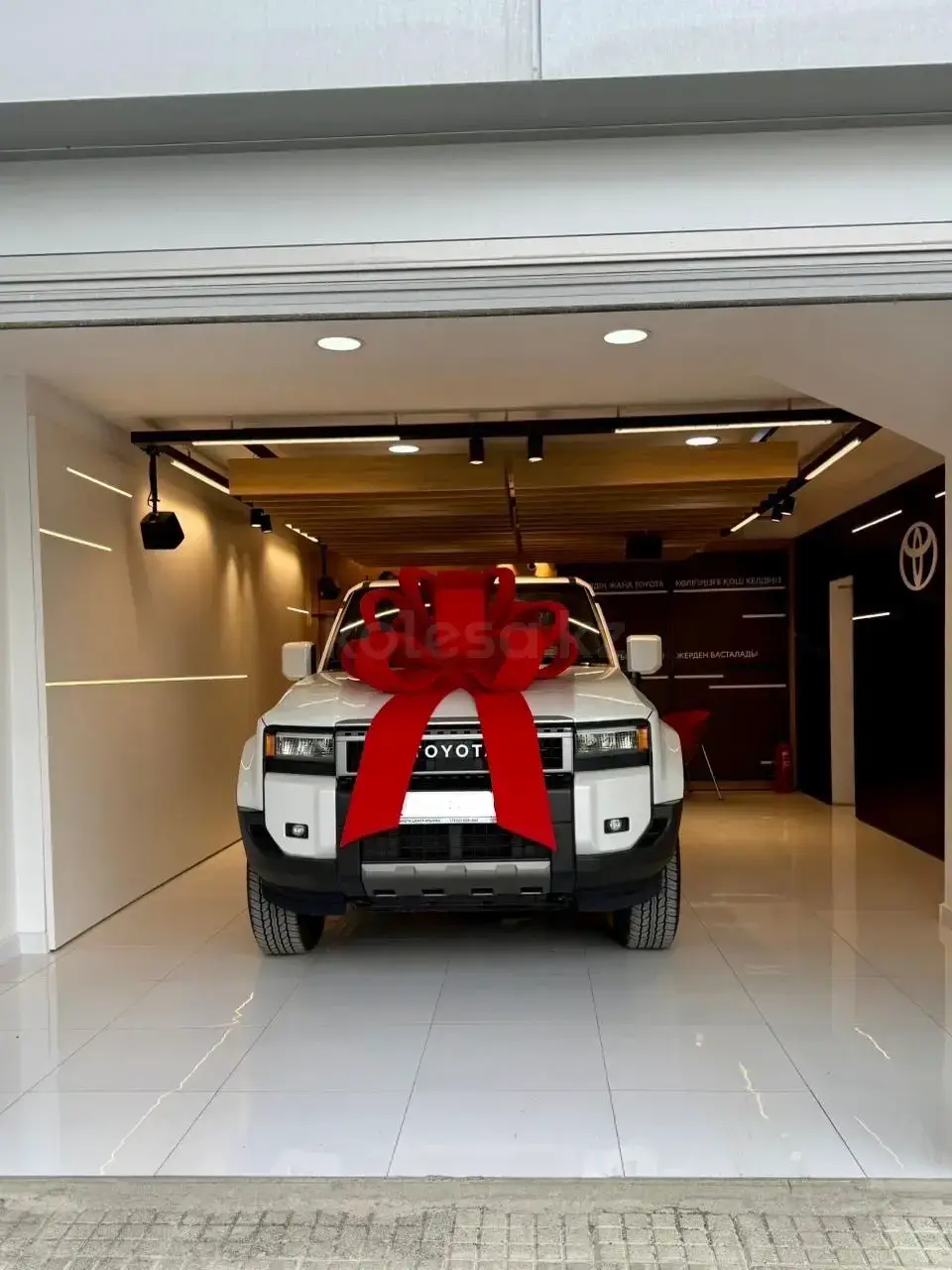 Toyota Land Cruiser Prado 2025 — фото 1 из 3