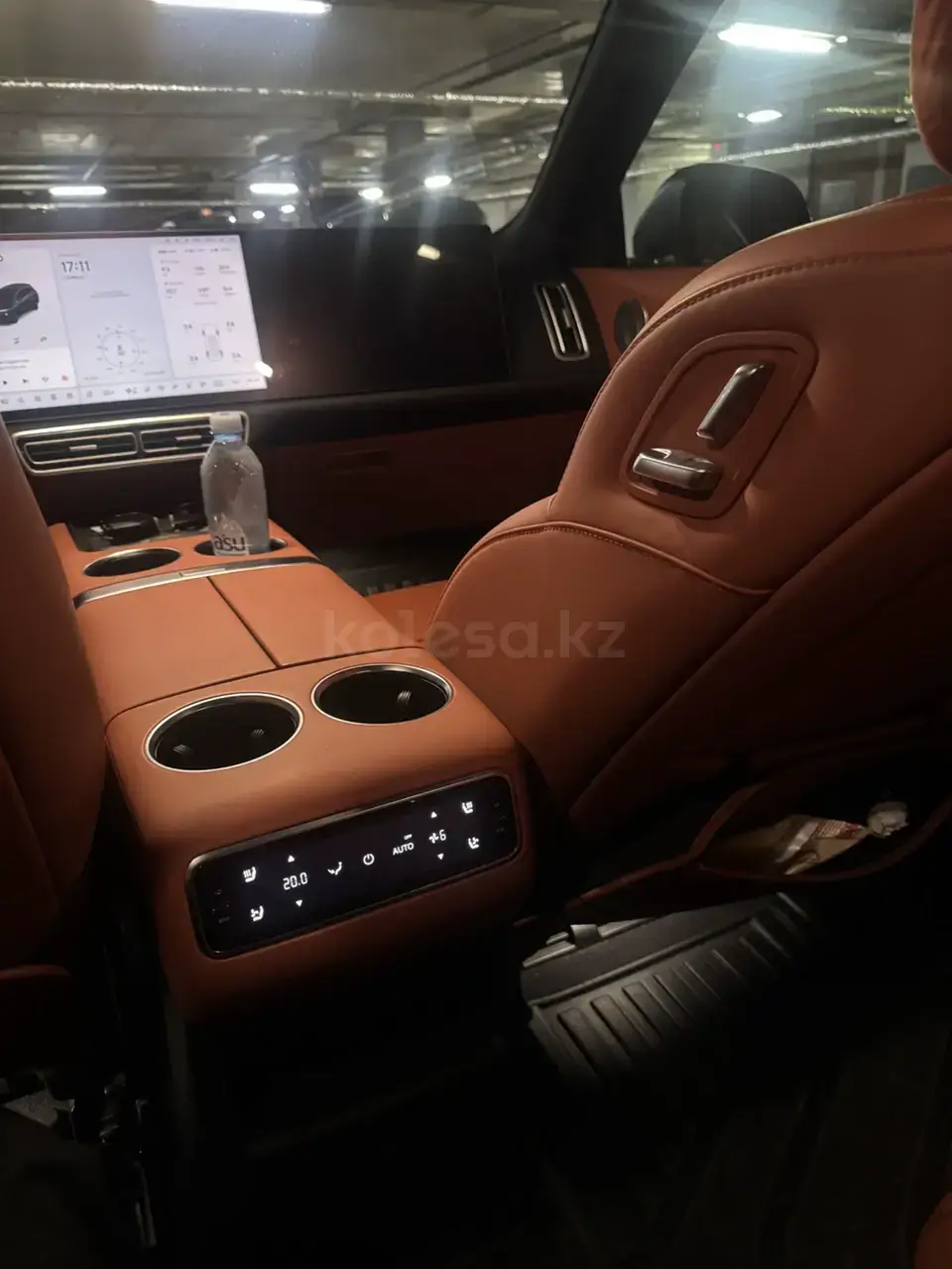 Li Auto L8 2025 — фото 1 из 5