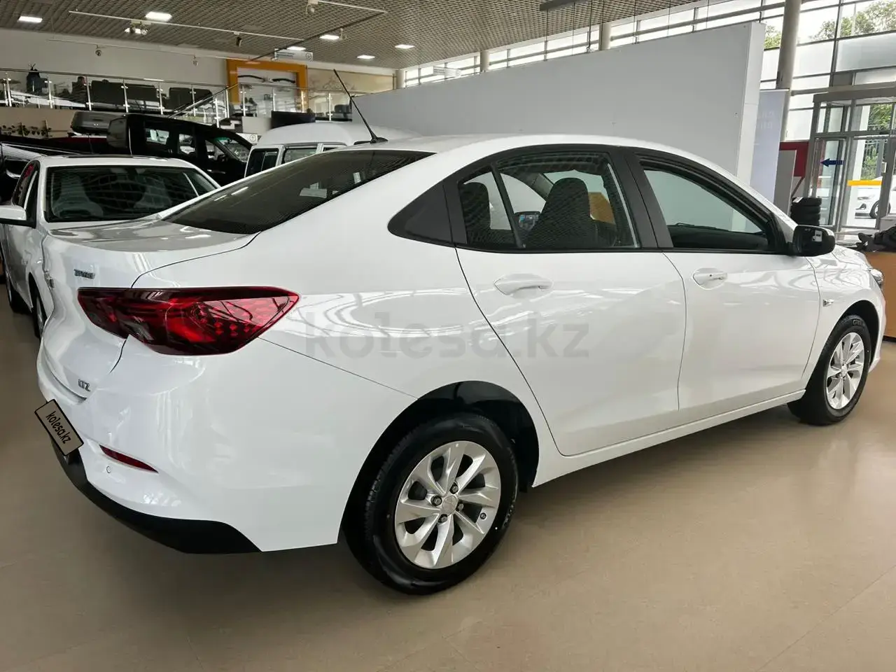 Chevrolet Onix 2025 — фото 1 из 5