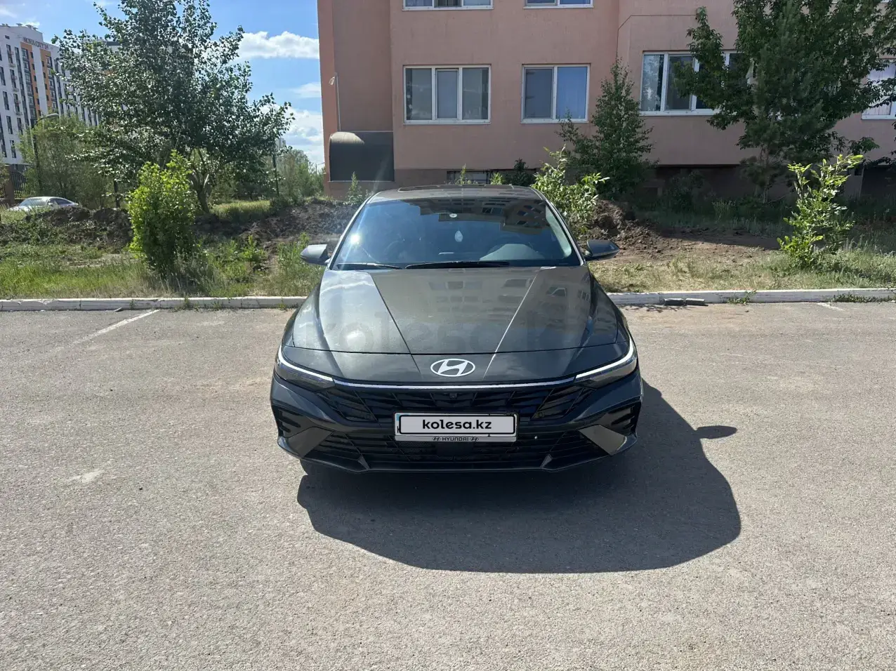 Hyundai Elantra 2025 — фото 1 из 5