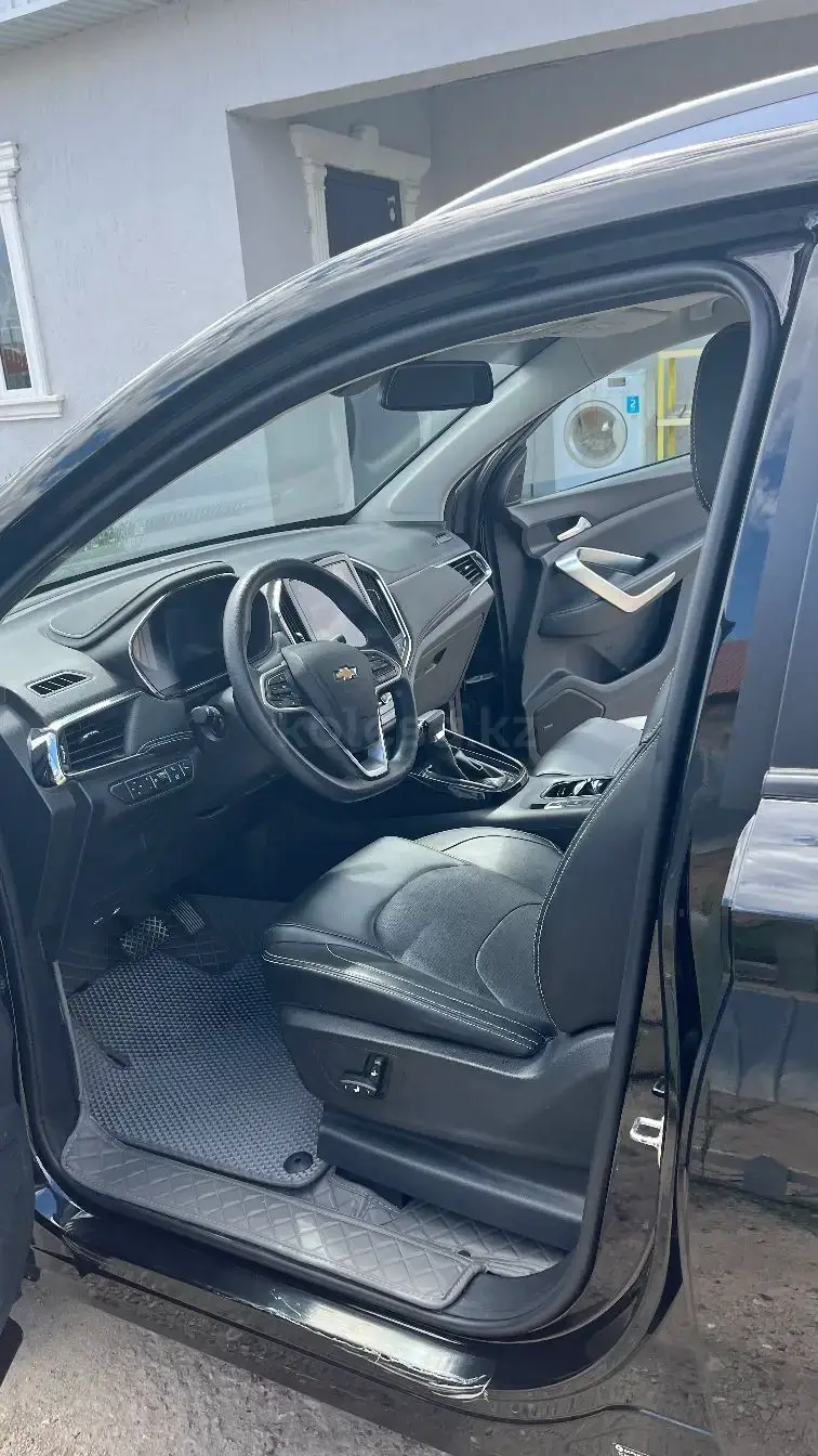 Chevrolet Captiva 2025 — фото 1 из 5