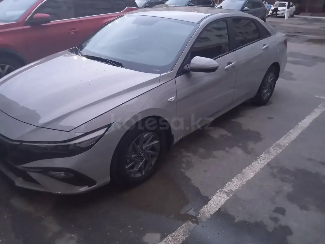 Hyundai Elantra 2025 — фото 1 из 3